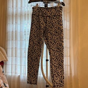 Daisy Patterned Leggings